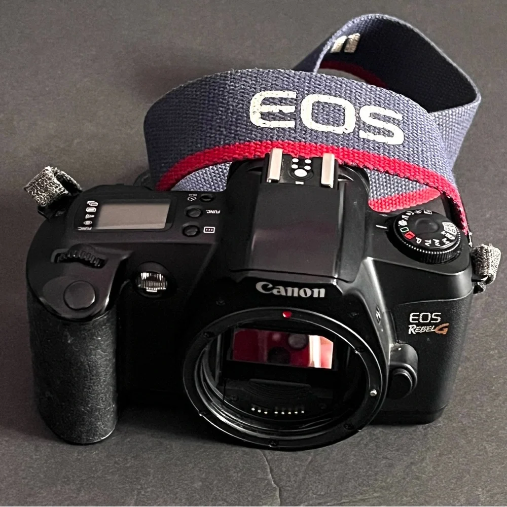 Canon EOS Rebel G 35mm FILM SLR Analog Camera - BODY ONLY